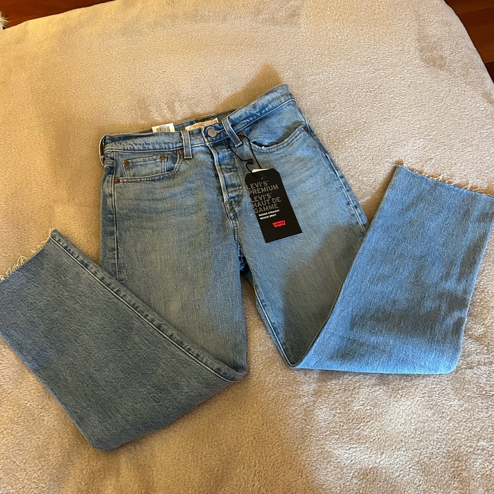 Levi’s Premium Wedgie Straight Jeans BNWT
